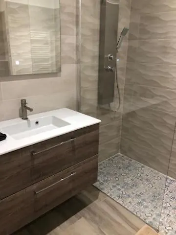 Eros * نيس